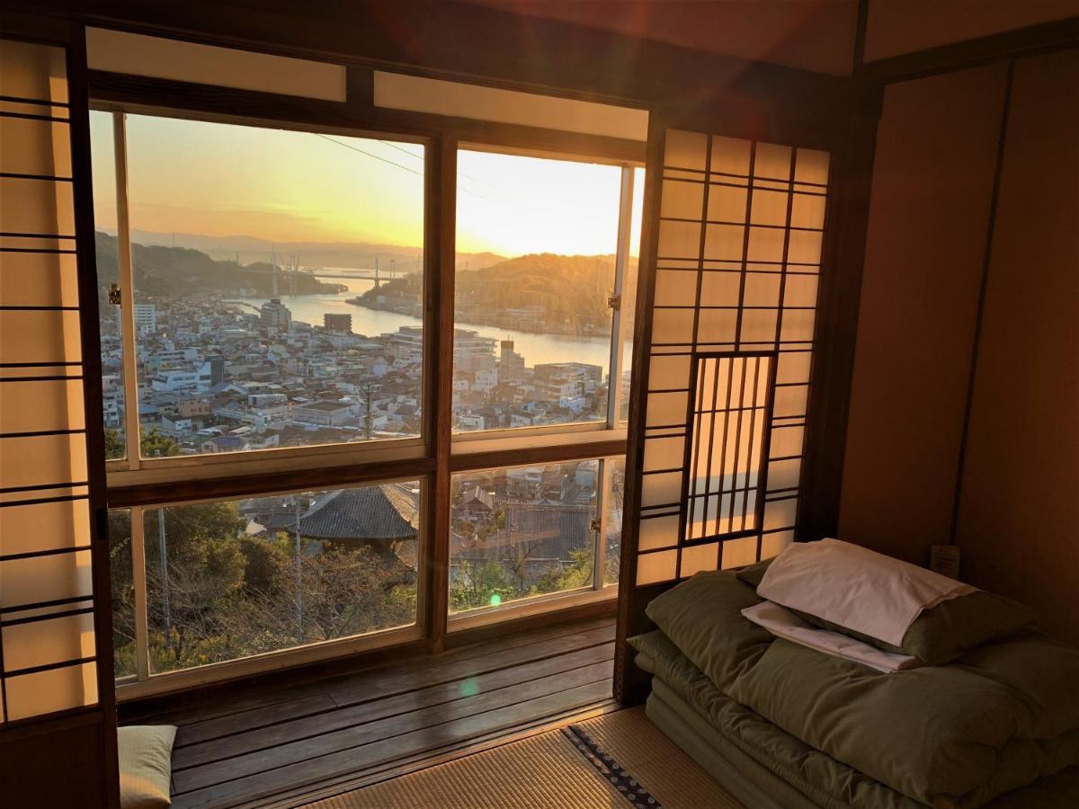 Onomichi Guest House Miharashi-Tei Exterior photo