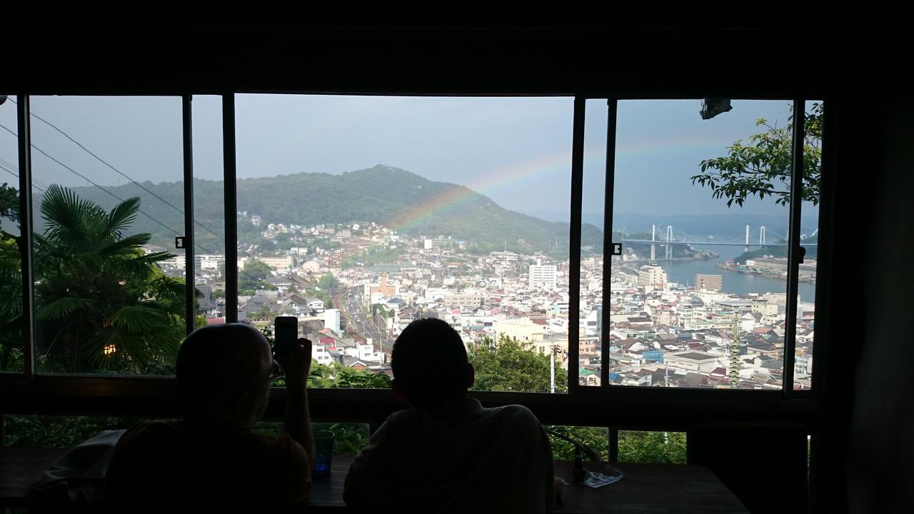 Onomichi Guest House Miharashi-Tei Exterior photo